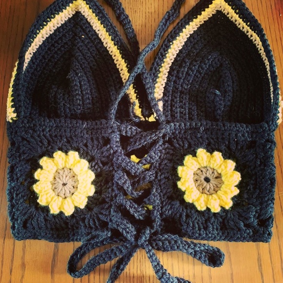 Hand crafted Sunflower Halter Top - Picture 4 of 4